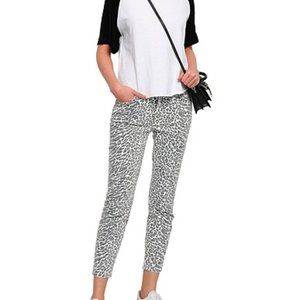 CURRENT ELLIOT stilletto cropped skinny jeans in warped leopard